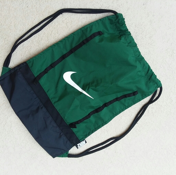 NIKE Training Gym Sack Book Bag Green
